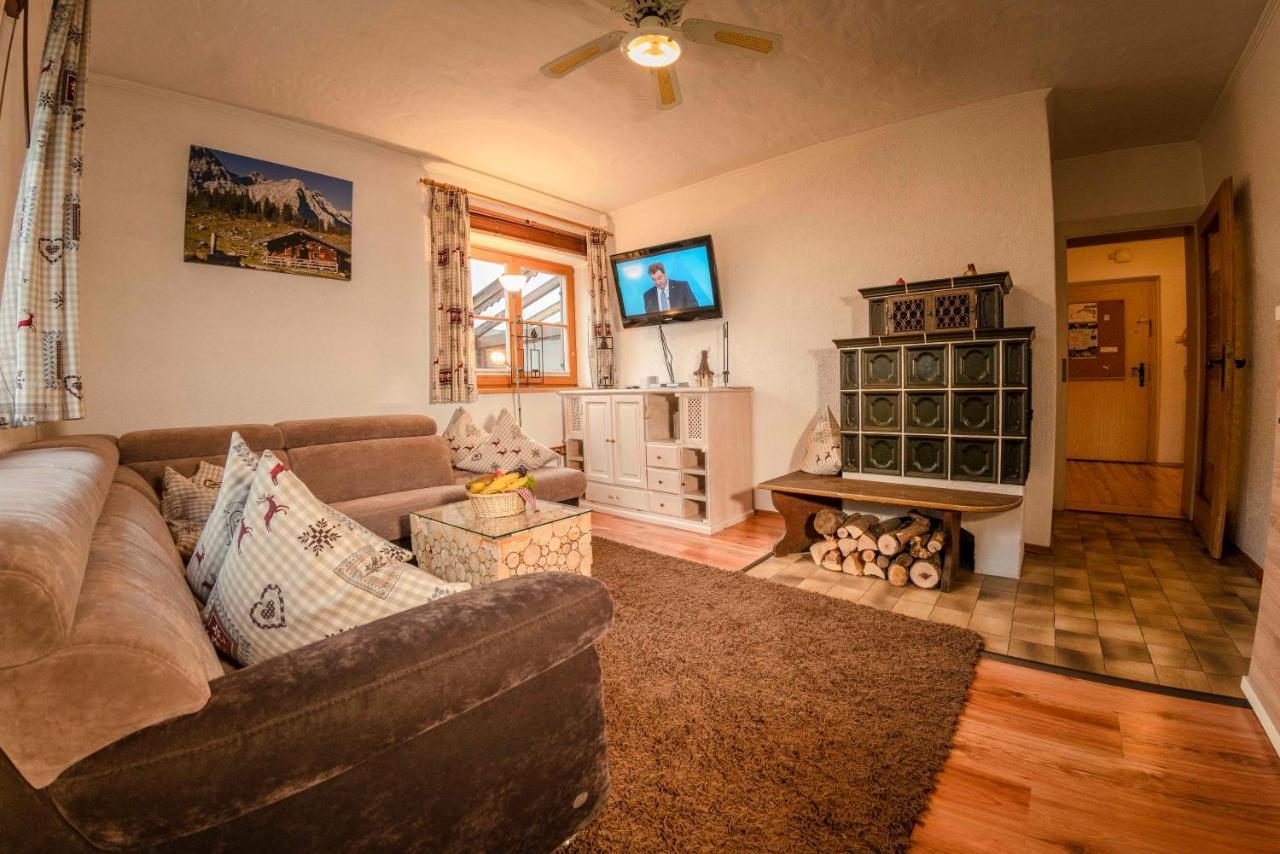 Ferienwohnung Woernerblick มิทเทนวัลด์ ภายนอก รูปภาพ