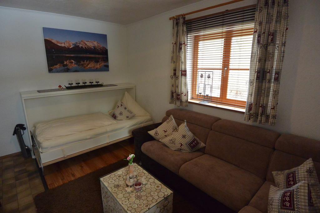 Ferienwohnung Woernerblick มิทเทนวัลด์ ภายนอก รูปภาพ